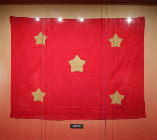4、五星紅旗是誰設(shè)計的:中國國旗的設(shè)計者是誰